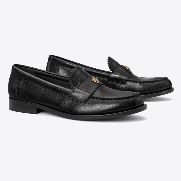 Tory Burch Black Leather classic Loafers Size 6